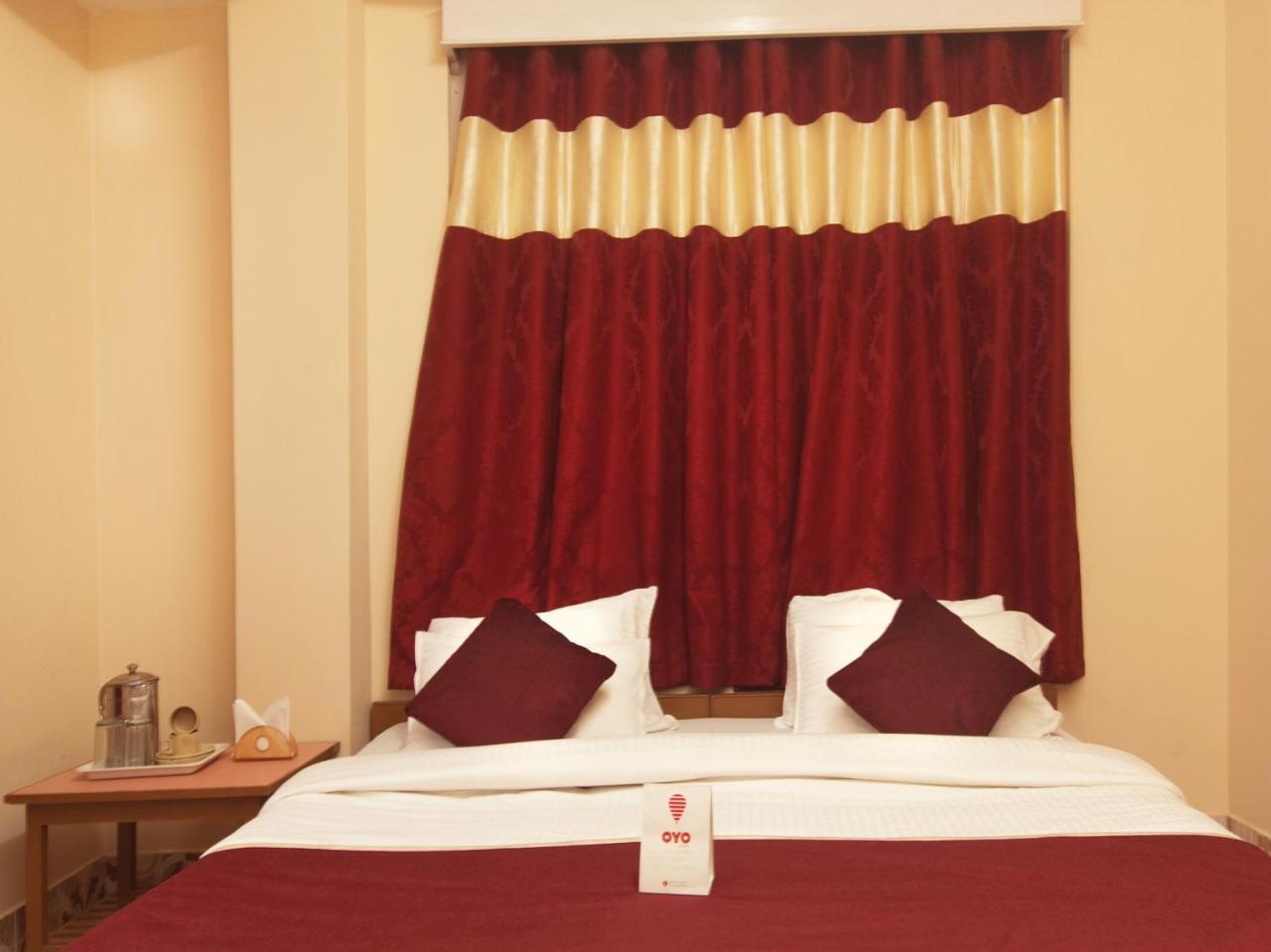 Oyo 13521 Sudhriti Hotel 西里古里 外观 照片